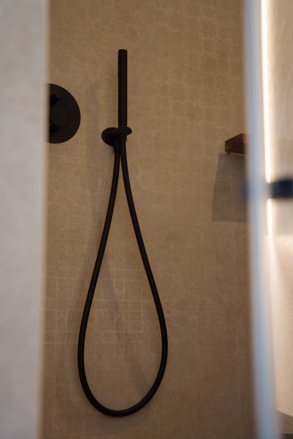 shower of the design Hotel in Bellagio